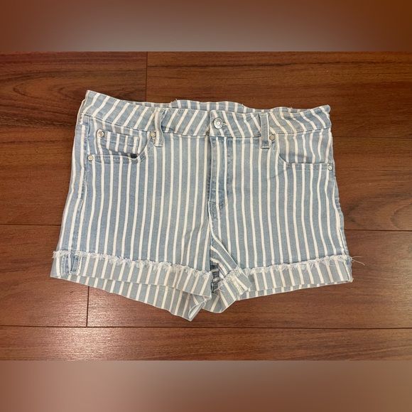 Celebrity Pink Pants - Celebrity Pink stretch denim shorts